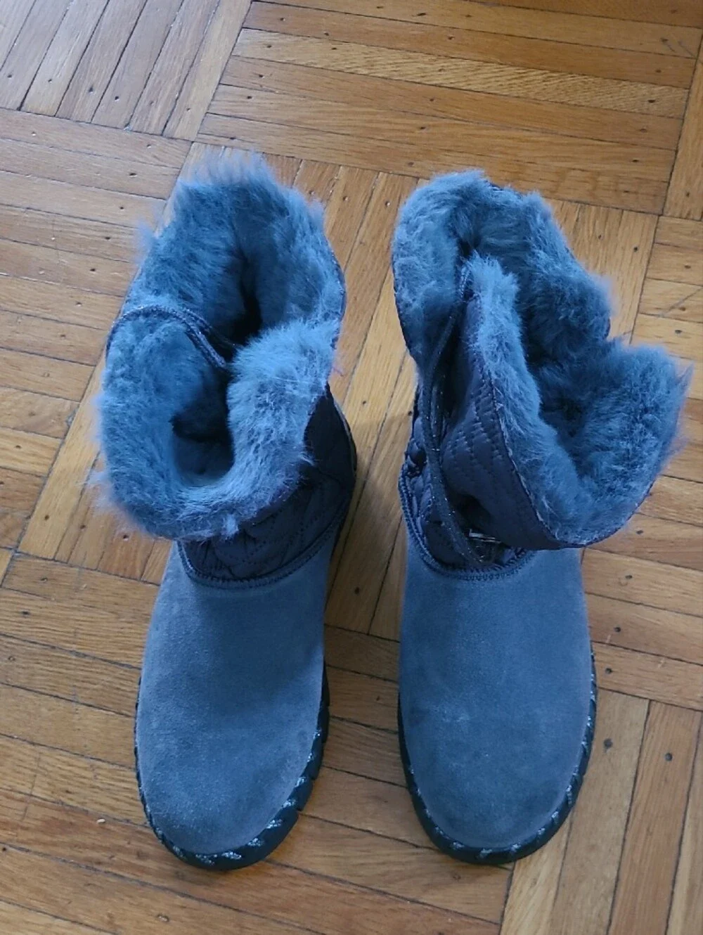Muk Luks Women's Gray Faux-Fur Winter Boots